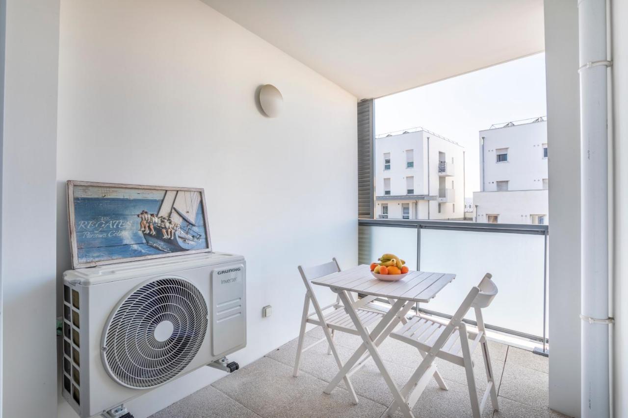 New Joliette Comfortable Apartment Well Located With Private Parking مارسيليا المظهر الخارجي الصورة