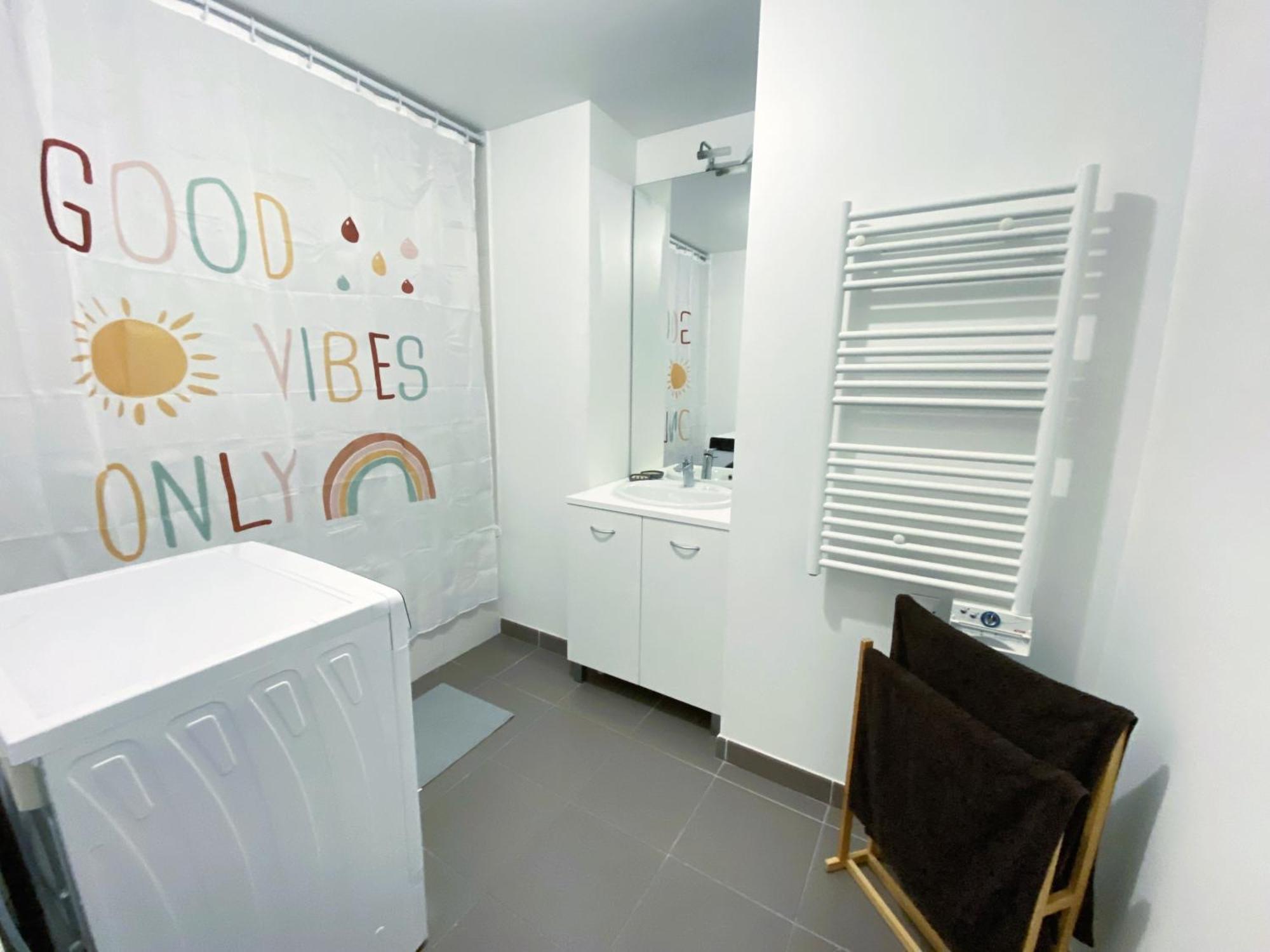 New Joliette Comfortable Apartment Well Located With Private Parking مارسيليا المظهر الخارجي الصورة